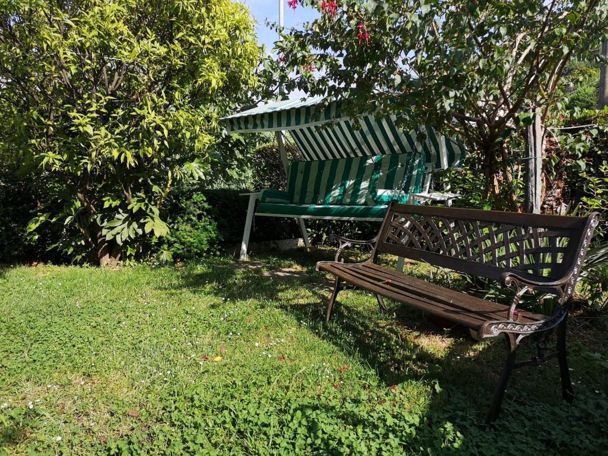 Parte Di Casa Con Giardino E Piscina Villa Пиетрасанта Екстериор снимка